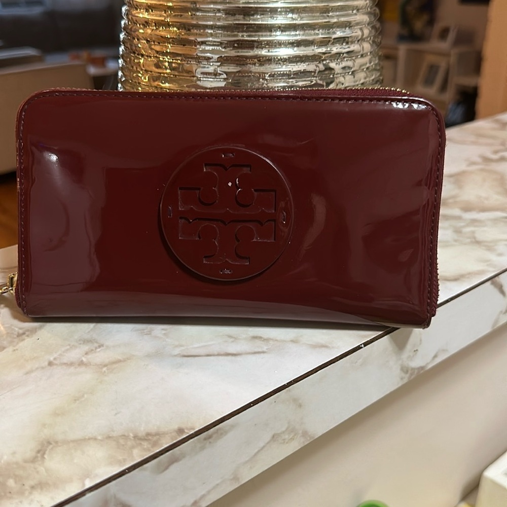 Tory  Burch wallet